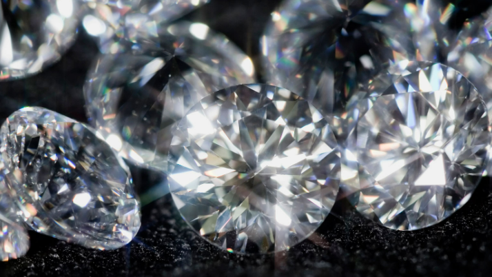 Weird Wide Web - Plastic diamonds. How real are they? | News Article