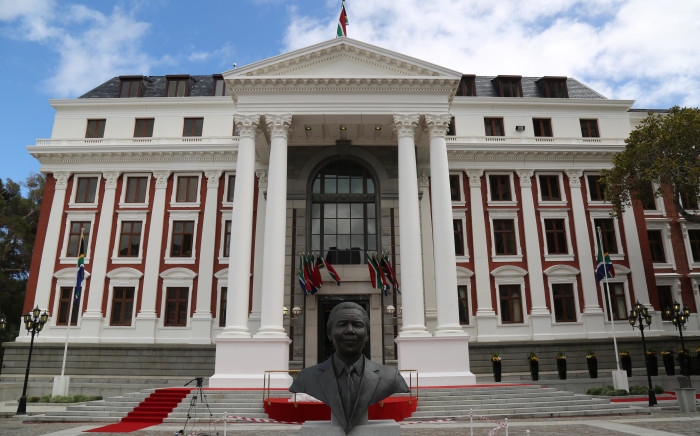 Parliament receives seventh clean audit | News Article