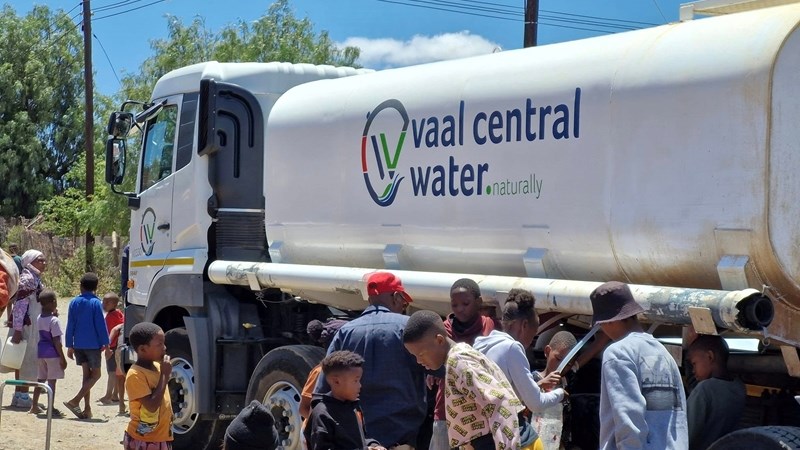 Water tankers finally dispatched to certain Bloemfontein neighbourhoods | News Article