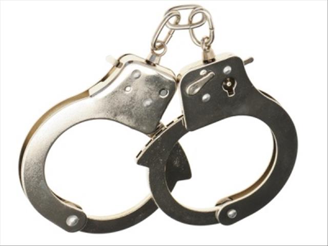 NW-ontsnaptes: Tweede verdagte verskyn, twee steeds soek | News Article