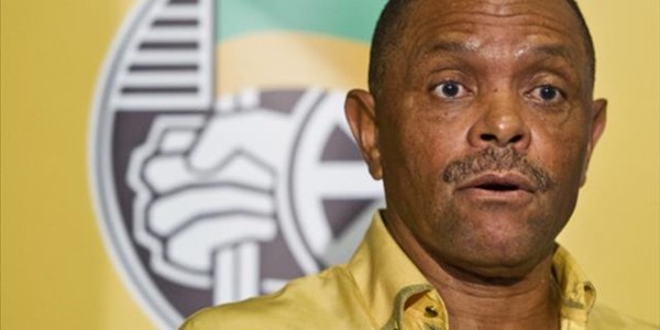 Former Minister Siphiwe Nyanda hijacked Former Minister Siphiwe Nyanda hijacked | News Article