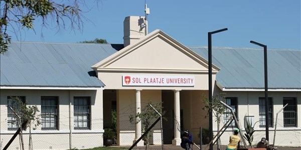 First graduation ceremony for Sol Plaatje University | News Article