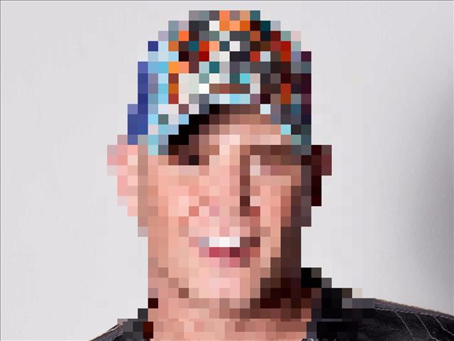 Celeb Cellphone: Kurt Darren calls another Mystery Guest. Guess Who! | News Article