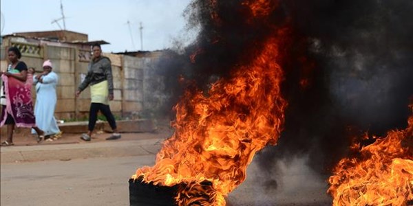 Mapopane East plunged into darkness as Tshwane unrest continues | News Article