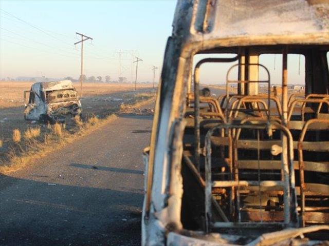 Suidelike ringpad buite Bloemfontein vir verkeer gesluit | News Article