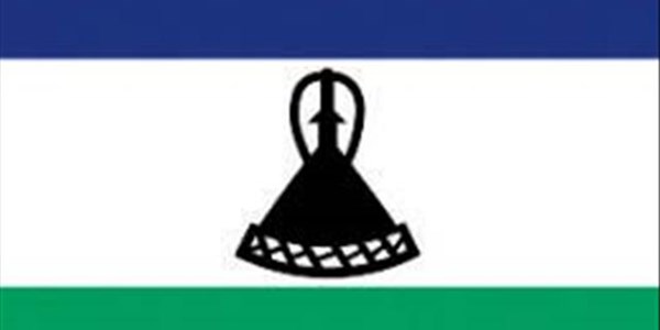 Meer as 40 000 aansoeke vir Lesotho-permitte reeds ontvang | News Article