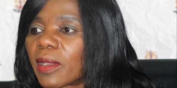 Madonsela appeals for unity in Bapong | News Article
