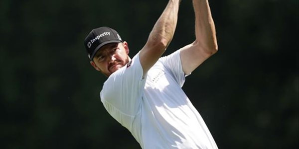 Walker takes 1st round lead at Baltusrol | News Article