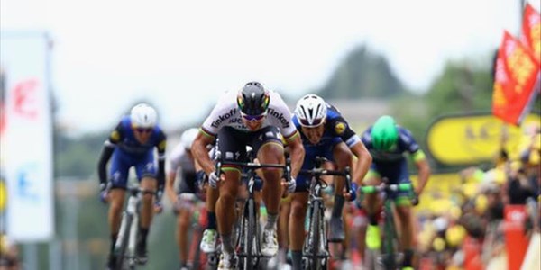 Sagan claims 2nd stage and yellow jersey | News Article