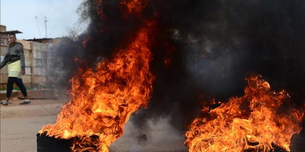 Protesters block R59 road in Johannesburg Protesters block R59 road in Johannesburg | News Article