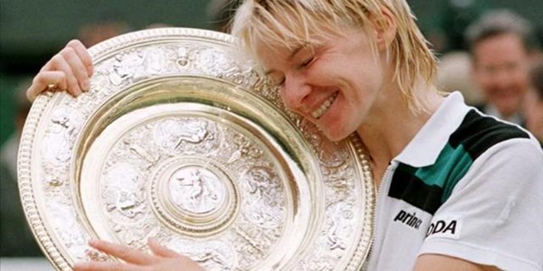 Former Wimbledon champion, Novotna, dies | News Article