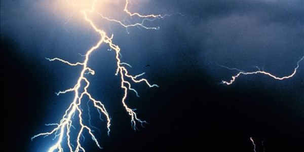 NW schoolboys struck by lightning | News Article