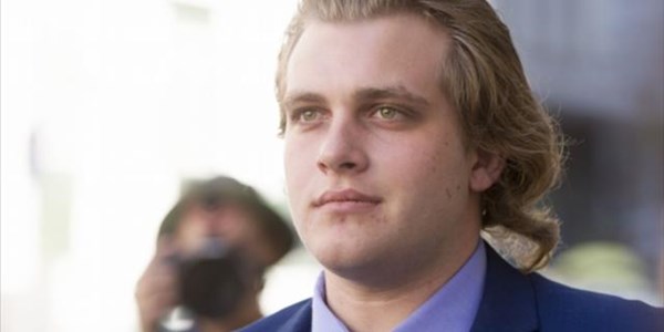 Neurologist initially suspected #VanBreda of faking illness Neurologist initially suspected #VanBreda of faking illness | News Article