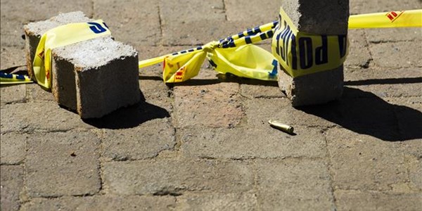 Bejaarde man in Potch-woonbuurt dood ná gru-aanval   | News Article