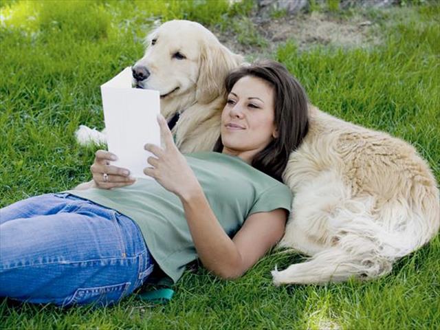 PE police sergeant donates R10K prize money to animals for Christmas | News Article