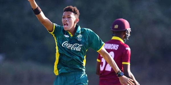 Thando Ntini ready to follow in Makhaya's footsteps Thando Ntini ready to follow in Makhaya's footsteps | News Article