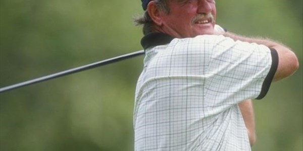 The Locker Room: SA golfing great Simon Hobday dies | News Article