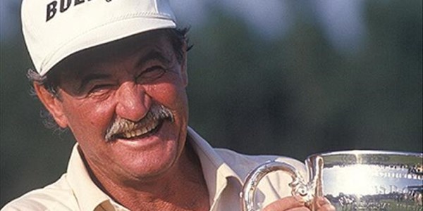 SA golf legend Simon Hobday passes away | News Article