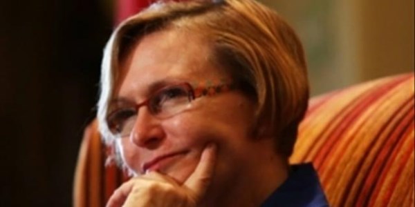 SAHRC to investigate Helen Zille’s colonialism tweets | News Article