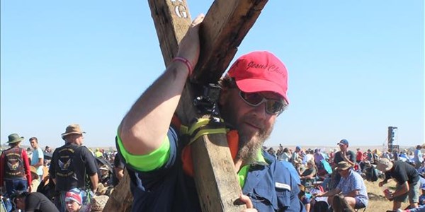 WATCH: Somerset West man wields cross at Buchan gathering | News Article