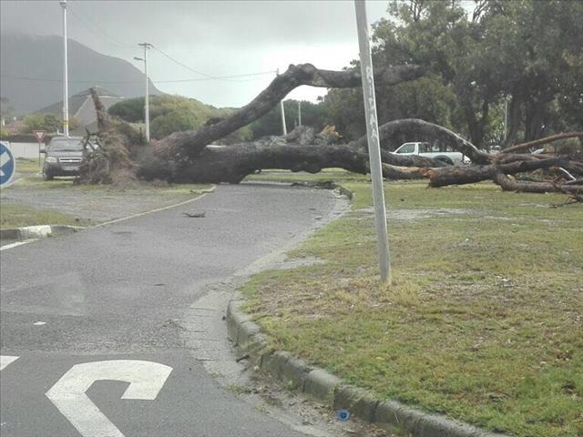 Mop up, damage assessments following major Cape storm | OFM