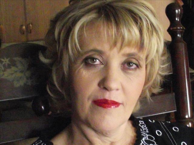 SAOU bring hulde aan vroue met wengedig | News Article