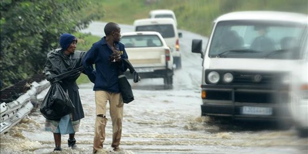 Heavy rains, strong winds batters parts of SA | News Article