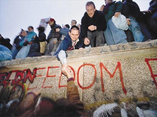 Time Travel | News Article