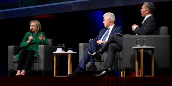 Bill and Hillary Clinton talk land reform in SA Bill and Hillary Clinton talk land reform in SA | News Article