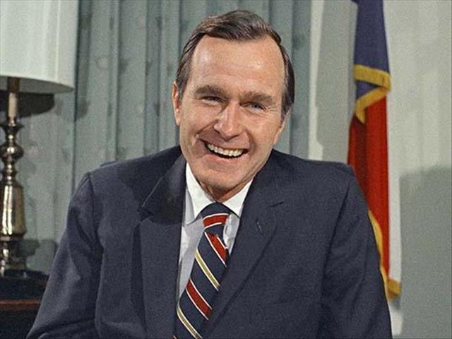 George HW Bush dies | News Article