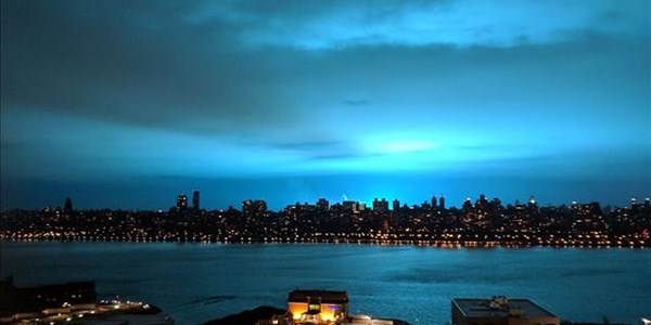 Bright light in big city mystifies New Yorkers | News Article