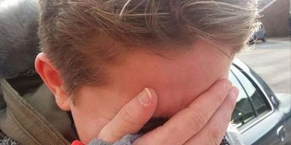 The Good Blog - Dad chops off daughter's hair The Good Blog - Dad chops off daughter's hair | News Article
