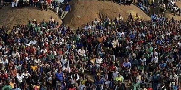 Nine senior police officials to appear for Marikana massacre | News Article