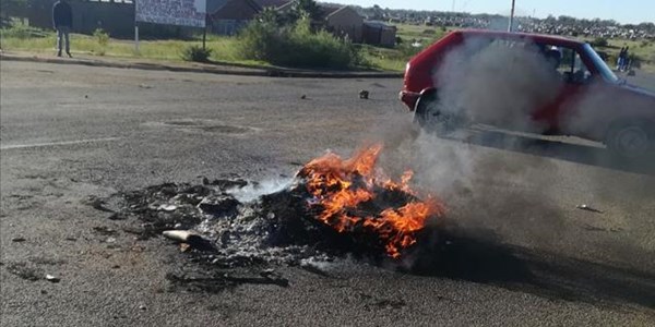 #NWprotests continue to spread to Klerksdorp and surrounding areas - VIDEO #NWprotests continue to spread to Klerksdorp and surrounding areas - VIDEO | News Article