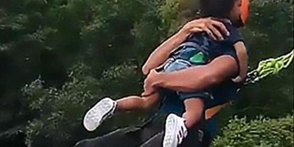 Dad bungee jumps with his toddler | News Article