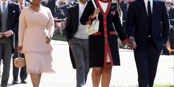 #RoyalWedding guests arrive | News Article
