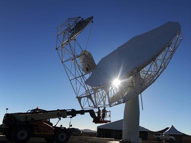 #MeerKAT radio telescope to be unveiled in NC today | News Article