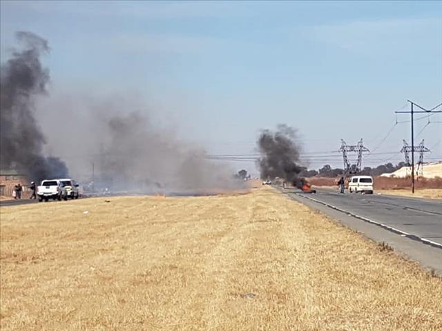 Polisie monitor situasie in Bronville by Welkom | OFM