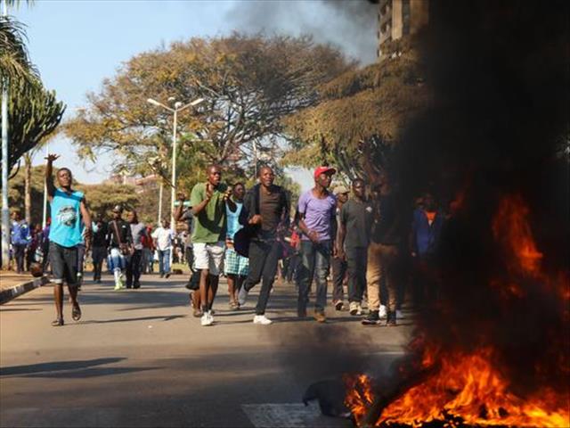 #ZimElections2018: Government blames opposition for deadly protests | News Article