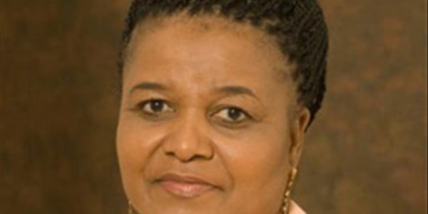 Tributes pour in for #Molewa | News Article