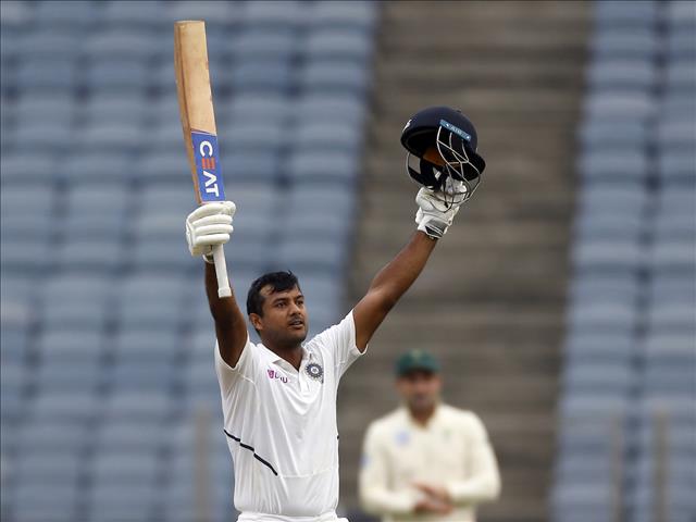Agarwal leads the Indian charge again | News Article