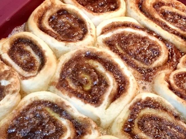 Your Weekend Breakfast Recipe - Quick Cinnamon Rolls | OFM