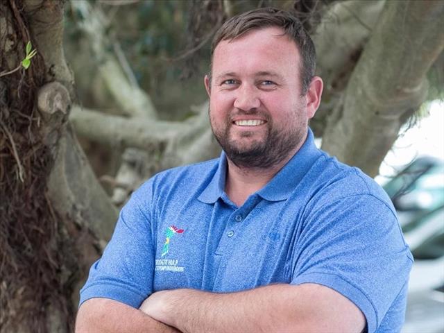 -TBB- #LandbouHoop - Martin gesels met Burre Burger | News Article