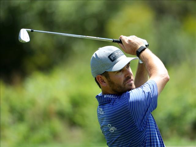 Oosthuizen overcomes illness to lead “Africa’s Major” | News Article
