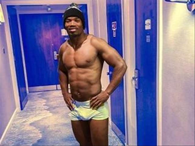 Mapimpi pulls a Faf, and it's all for cancer research | News Article
