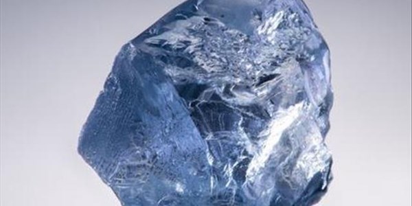 Rare blue SA diamond fetches millions | News Article
