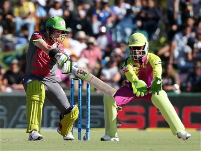 Elgar outshines Vince in tense Paarl clash | News Article