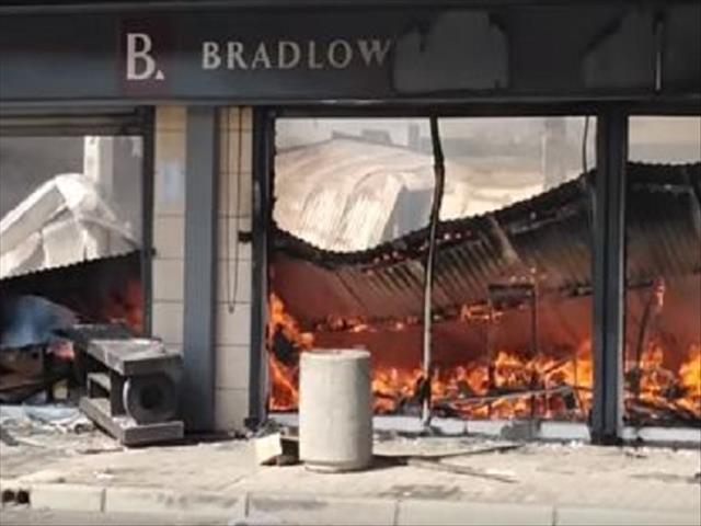 Lack of proper equipment in Mahikeng blamed for extensive fire damage | News Article