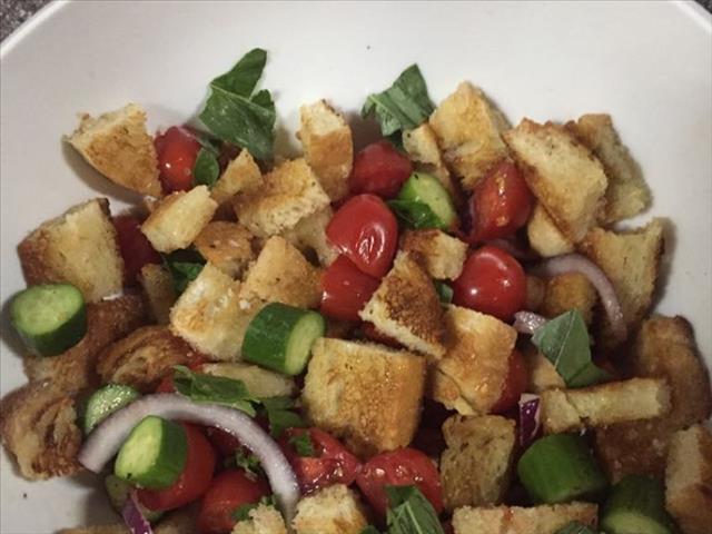 Ilse Cooks the Books: Panzanella | News Article