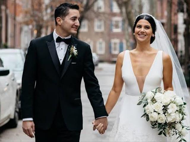 This guy proposed to his girlfriend at his sister's wedding | News Article